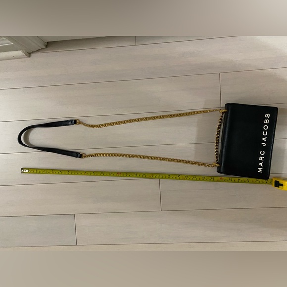 EUC Marc Jacobs Double Take Cross Body Gold Chain Link Evening Purse - Picture 8 of 15